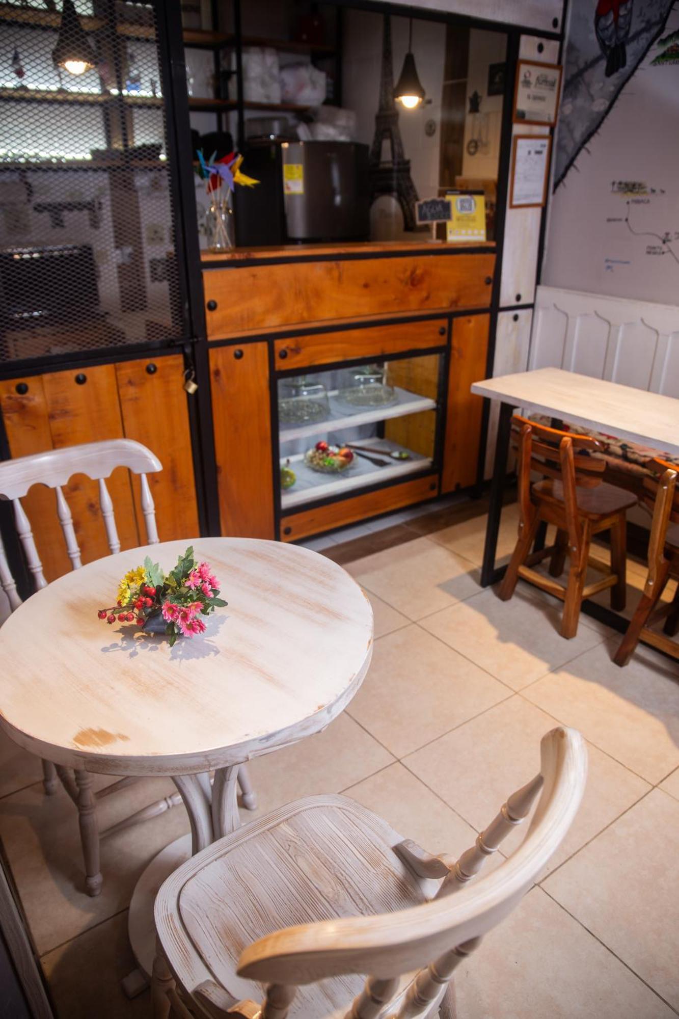 סאלנטו Hostal El Quinde מראה חיצוני תמונה