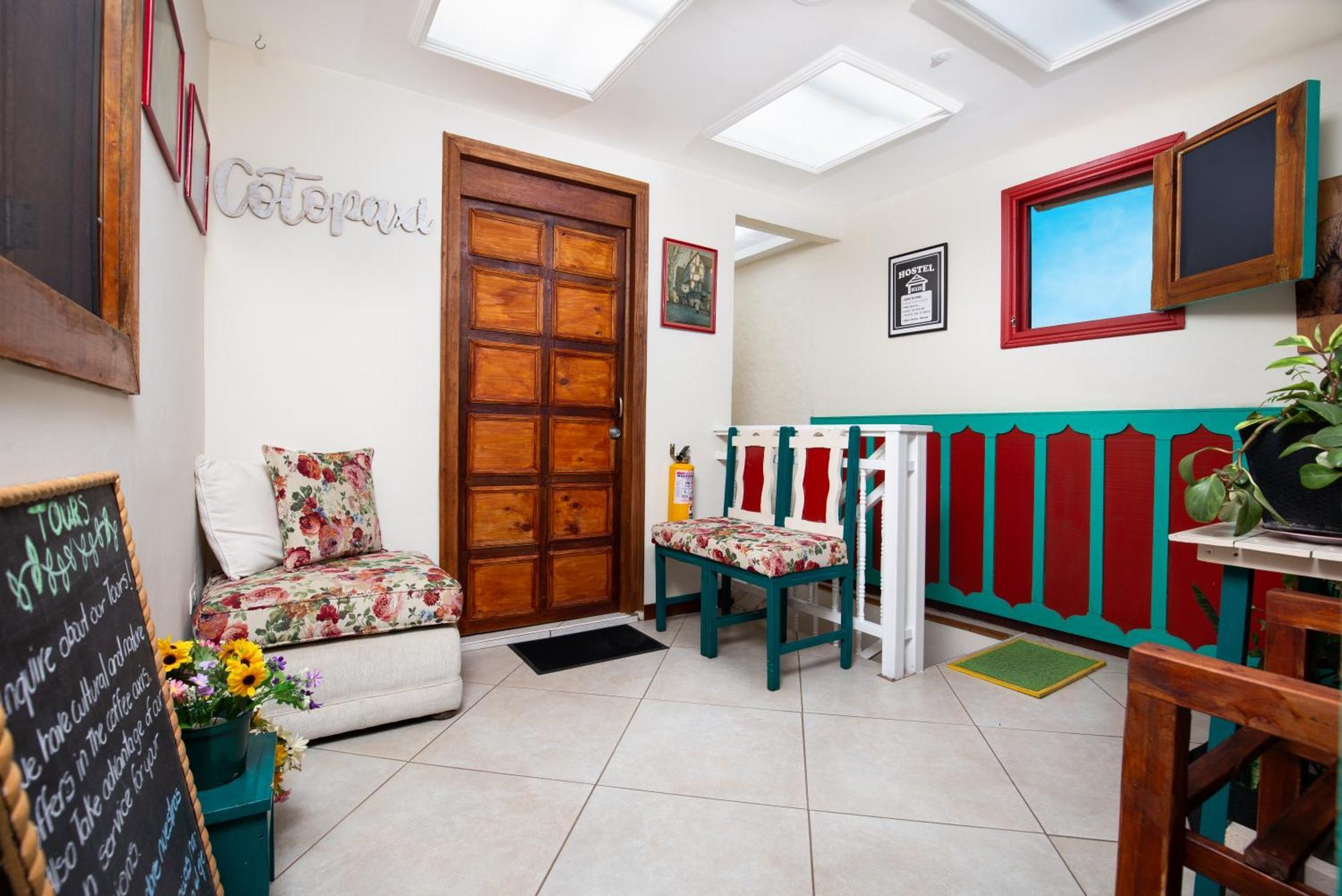 סאלנטו Hostal El Quinde מראה חיצוני תמונה