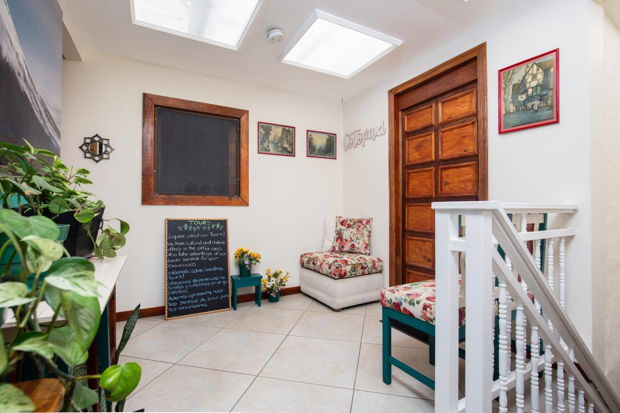 סאלנטו Hostal El Quinde מראה חיצוני תמונה