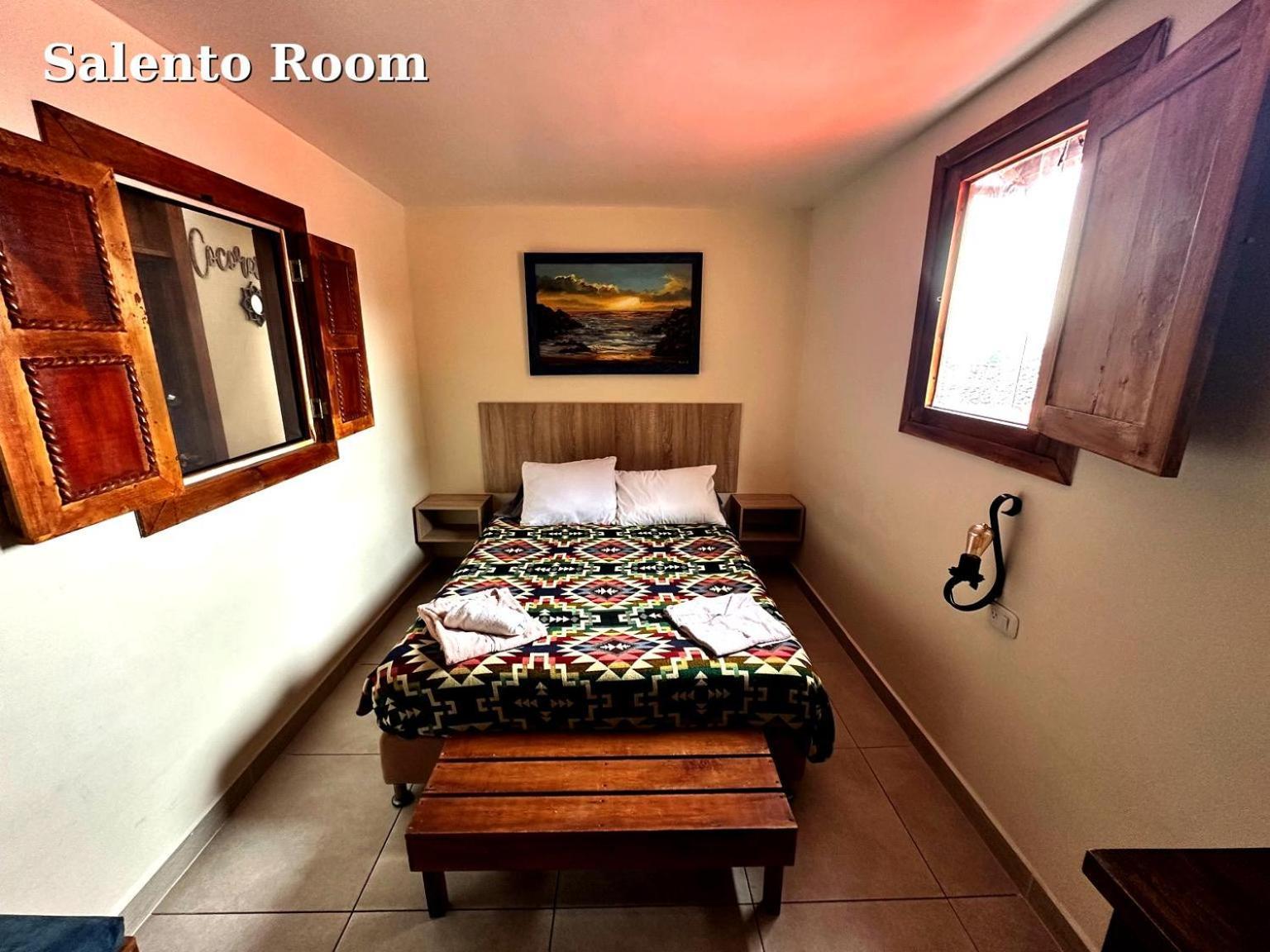 סאלנטו Hostal El Quinde מראה חיצוני תמונה