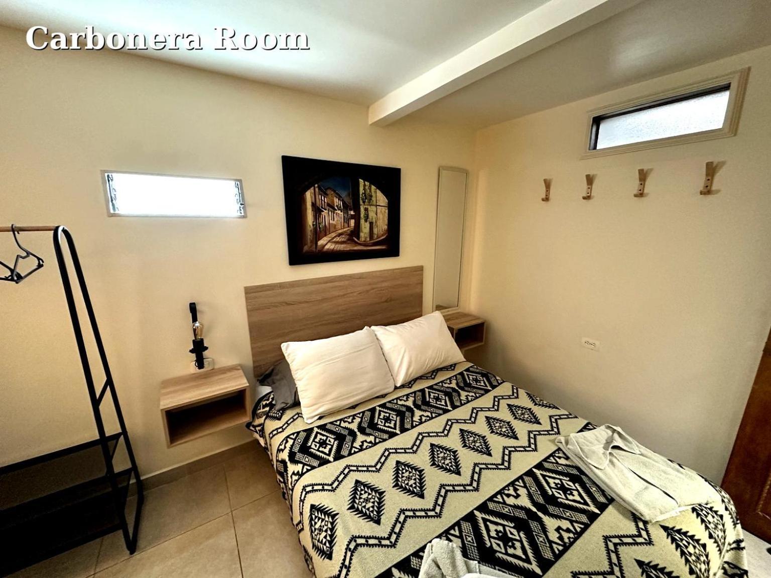 סאלנטו Hostal El Quinde מראה חיצוני תמונה