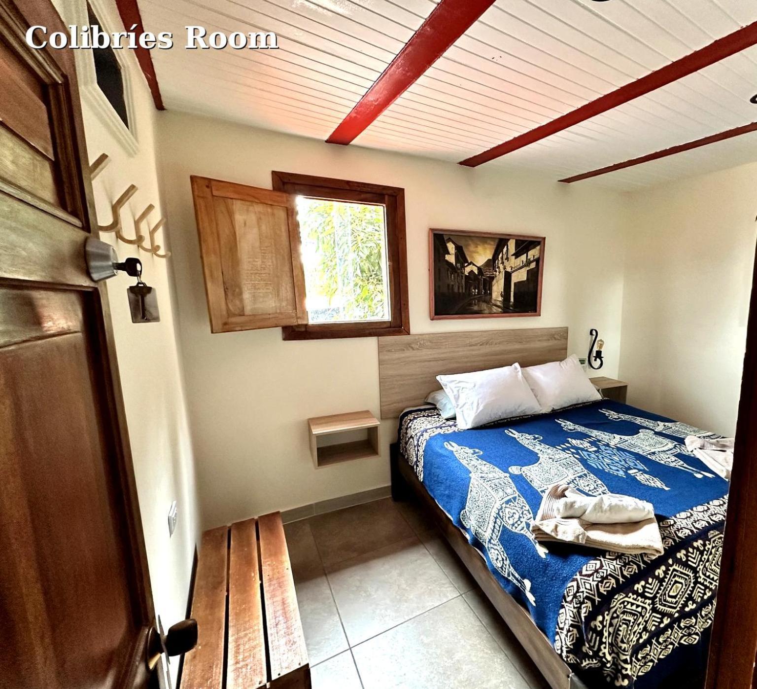 סאלנטו Hostal El Quinde מראה חיצוני תמונה